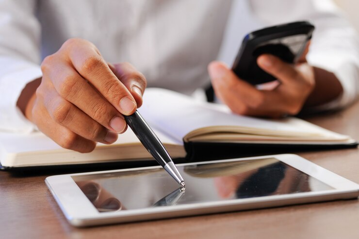 Seamless Signings: Mobile Notary Services in Orange County